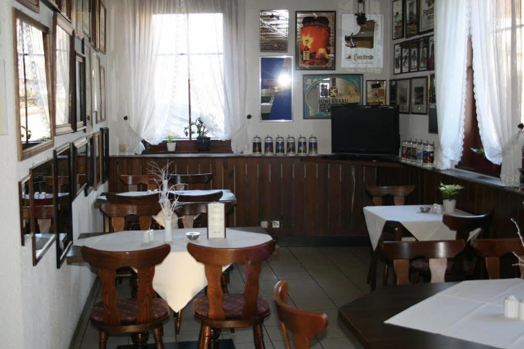 Landgasthof & Hotel Krone Eischleben Ichtershausen Bagian luar foto
